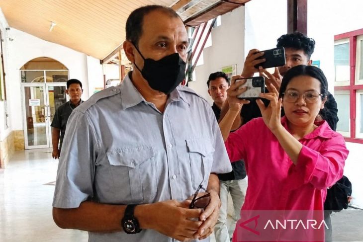 Faisal Hasrimy serahkan tudingan kasus smartboard Langkat pada fakta persidangan
