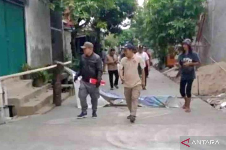 Pemkab Bekasi bangun 168 titik jalan lingkungan usulan warga