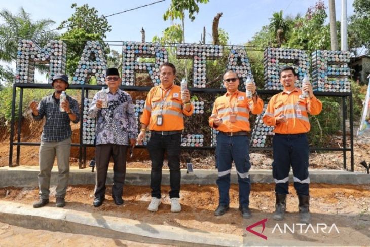PT Agincourt Resources libatkan masyarakat awasi lingkungan dan kelola sampah plastik