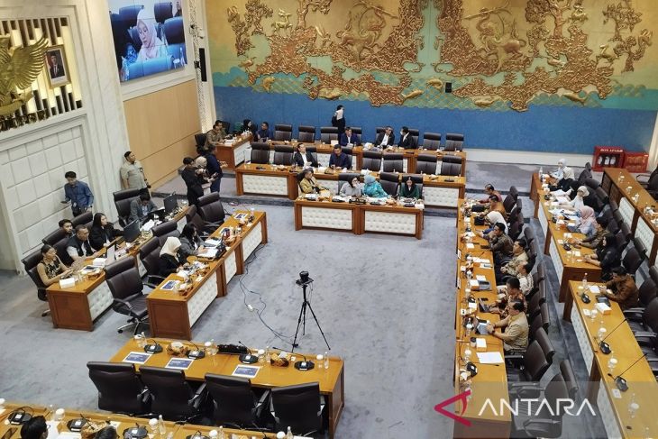 Komisi VII rapat dengan TVRI-ANTARA bahas laporan keuangan