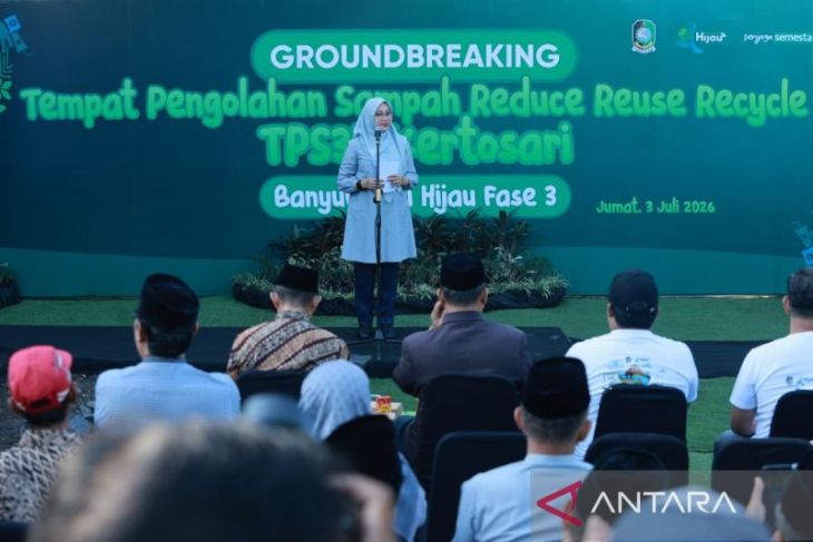 Bupati Ipuk: Persoalan sampah harus diiringi perubahan perilaku warga