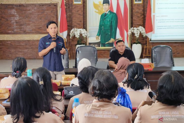 ANTARA Biro Bali perkuat kapasitas lansia tangkal hoaks melalui literasi