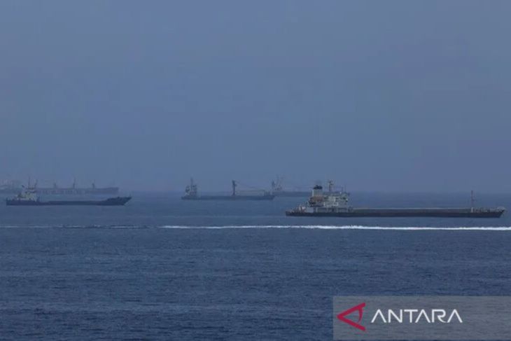 Iran: Selat Hormuz tetap ditutup hingga AS penuhi persyaratan