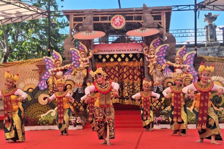 Sanggar Gianyar tampilkan dramatari klasik penyucian bumi
