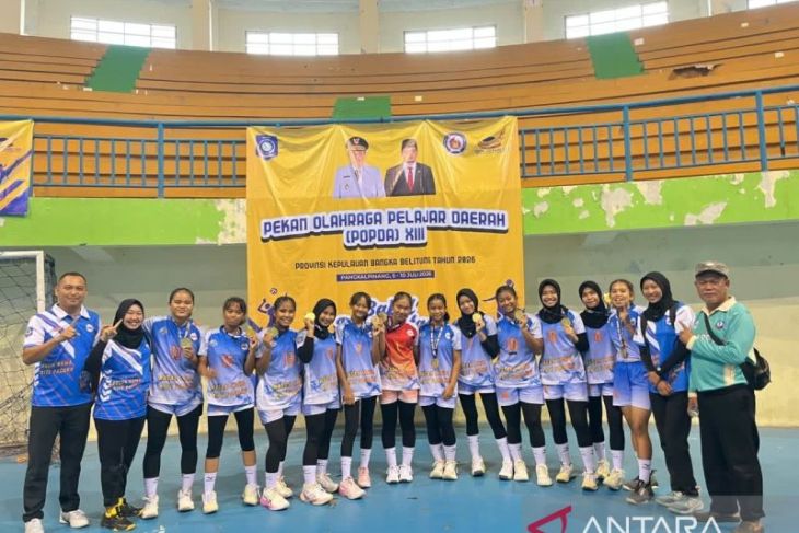 Tim Bola Voli Putri Bangka Selatan raih medali emas di Popda XIII