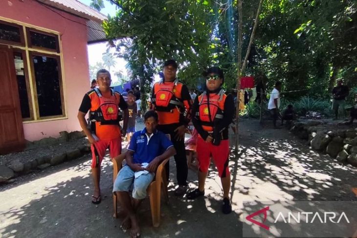 Tim SAR pastikan nelayan hilang di Tanjung Nusaniwe ditemukan selamat