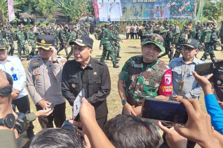 Bupati Bojonegoro sebut TMMD bentuk sinergi percepat pembangunan desa