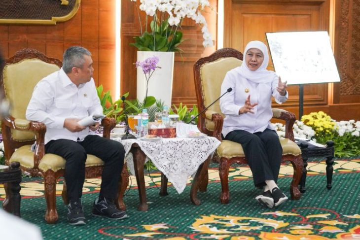 Khofifah: Sinergi pusat-daerah jadi kunci penguatan transportasi Jatim