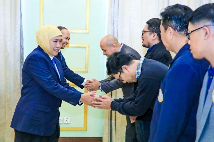 Khofifah ajak IKA Unair Bali jadi motor kolaborasi lintas sektor
