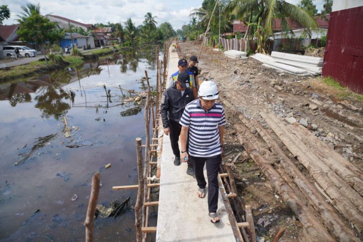 Pontianak perluas tabur eco enzyme guna perbaiki kualitas air