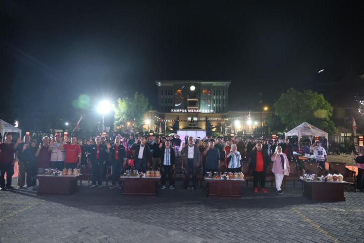 Untag Surabaya bangun kebersamaan melalui nobar final Piala Dunia 2026