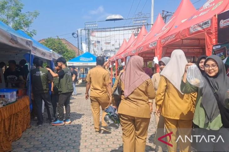 Pangkalpinang gelar bazar UMKM Merdeka pasarkan produk unggulan lokal