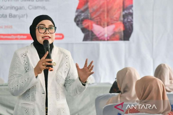 Legislator Jabar dorong pelestarian budaya lewat program Sapa Warga