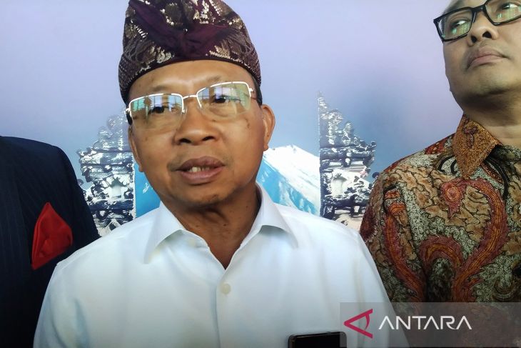GUbernur Bali arahkan pelayanan kesehatan gratis di Hari Tumpek Krulut