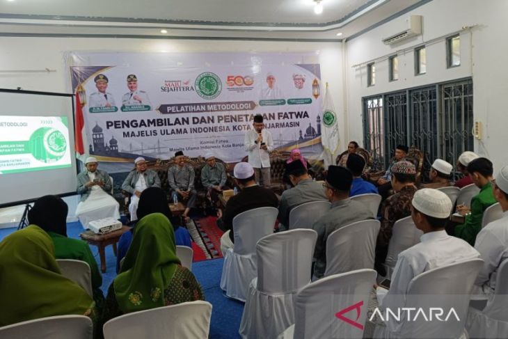 MUI Banjarmasin perkuat pemahaman mahasiswa terhadap metodologi fatwa