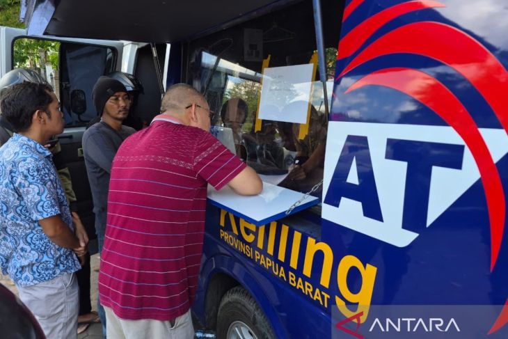 Samsat gandeng Satlantas Polresta Manokwari razia kendaraan tunggak pajak