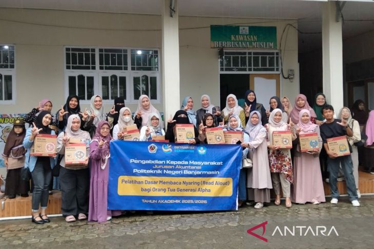 Poliban bekali orang tua teknik read aloud bangun generasi literat dan berkualitas
