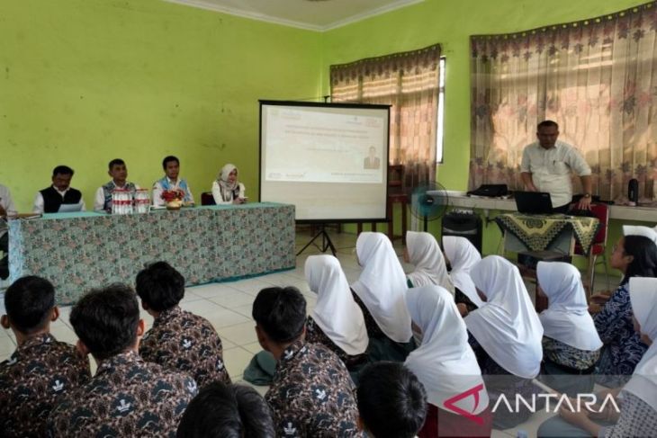Pemkab Bekasi tanamkan nilai integritas ke  siswa