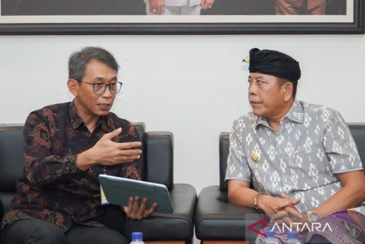DJP Bali bersama Pemkab Karangasem bentuk tim untuk dongkrak penerimaan pajak