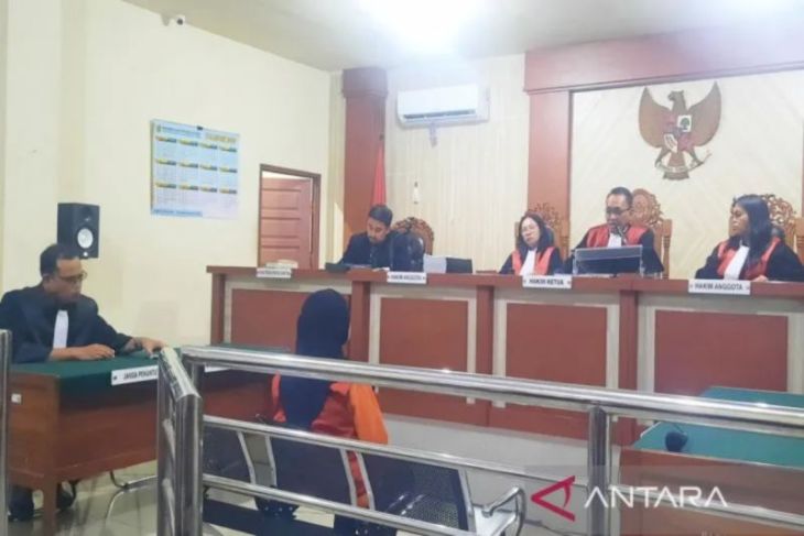 Polhukam kemarin dari vonis mantan kasir hingga posbakum