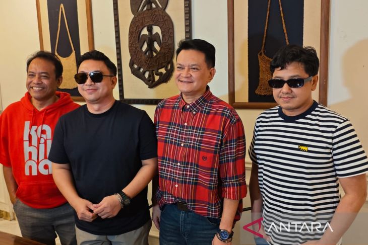 Jelang konser 40 tahun, Kahitna temui penggemar dalam acara intim