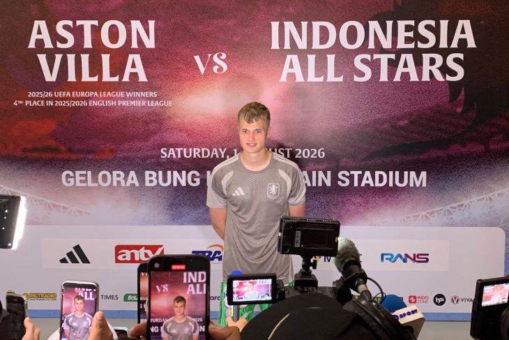 Kiper Aston Villa sebut tur pramusim di Indonesia sangat menyenangkan
