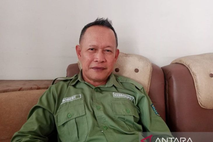 Kesbangpol Belitung ajak warga kibarkan Merah Putih selama bulan Agustus
