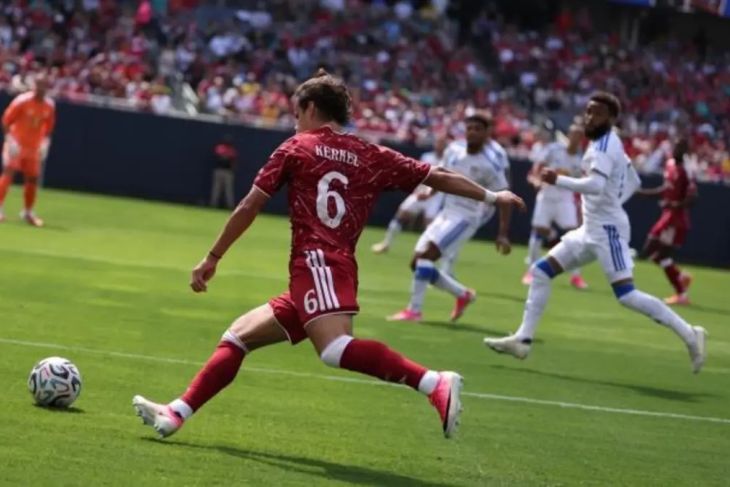 Liverpool kalah 2-4 dari Leeds United