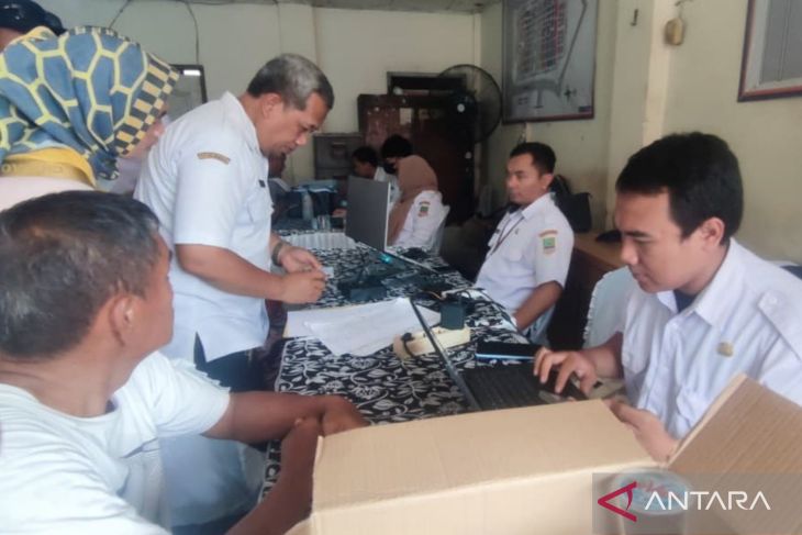 Pemkab Bekasi lakukan jemput bola terbitkan NIB bagi pedagang di Pasar Cikarang