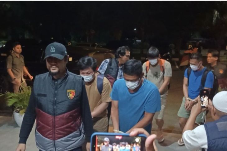 Polda Babel tetapkan empat tersangka kasus 52,5 ton pasir timah ilegal di Belitung