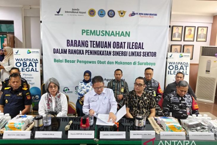 Balai Besar POM Surabaya musnahkan 97.676 obat ilegal