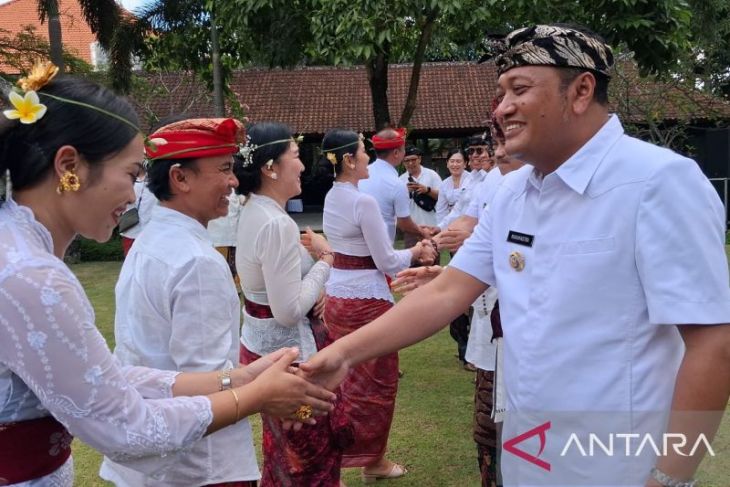 Bupati Gianyar minta pejabat baru taat hukum untuk tidak korupsi