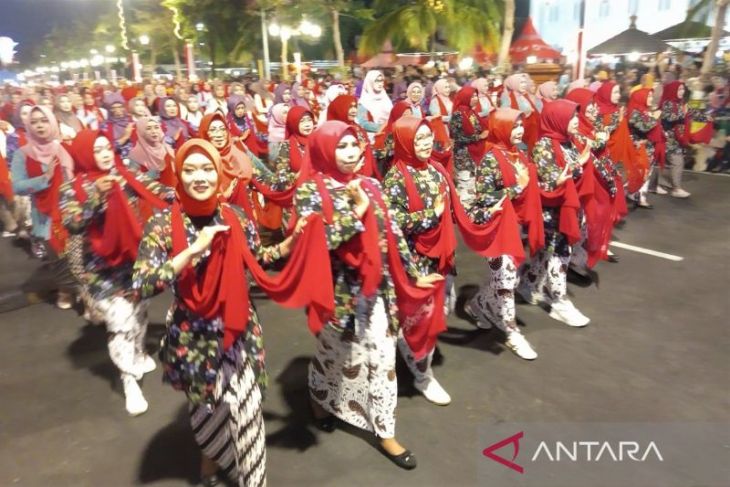 Pemkot lestarikan Tari Beksan Parisuko dalam Madiun Menari 2026