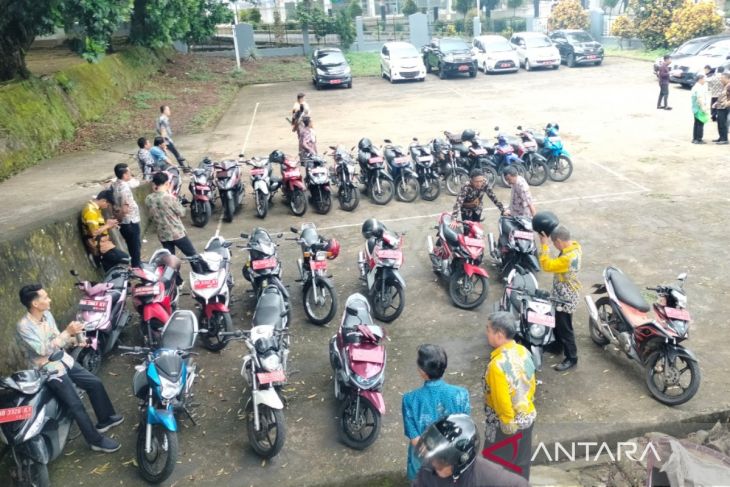 Pemkab Rejang Lebong lelang kendaraan dinas tua untuk efisiensi aset