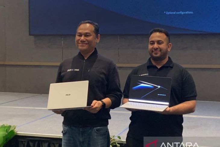 ASUS ExpertBook Ultra Andalkan AI dan Layar