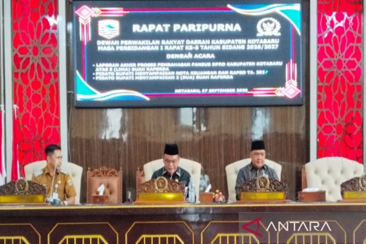 DPRD Kotabaru Paripurnakan pidato Bupati  tentang RAPBD 2027
