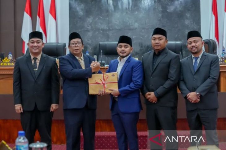 Pemkab Nagan Raya ajukan R-APBK 2027 Rp1,11 Triliun ke DPRK