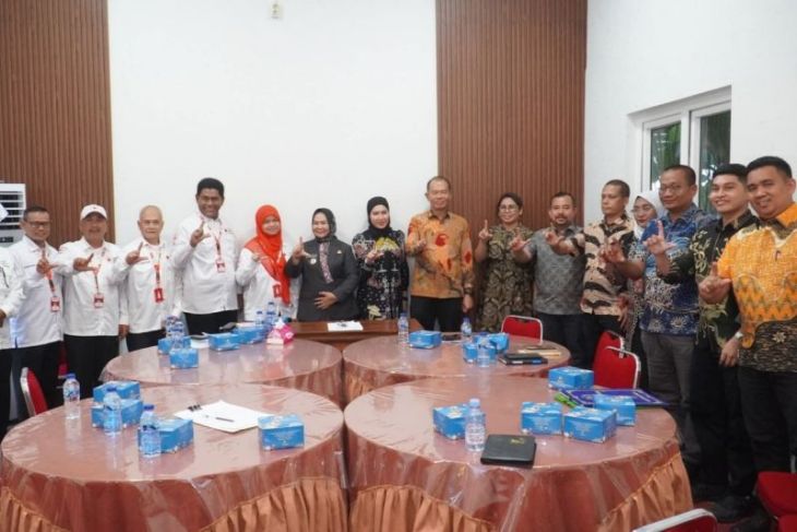 Menyambut HUT PMI, Plt. Bupati Langkat ajak ASN ramaikan donor darah