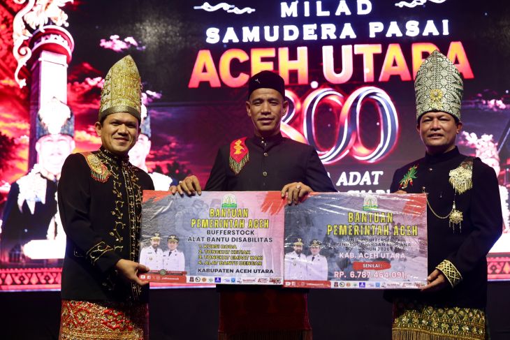 Wagub serahkan bantuan buffer stok Rp6,78 untuk penanganan bencana Aceh Utara