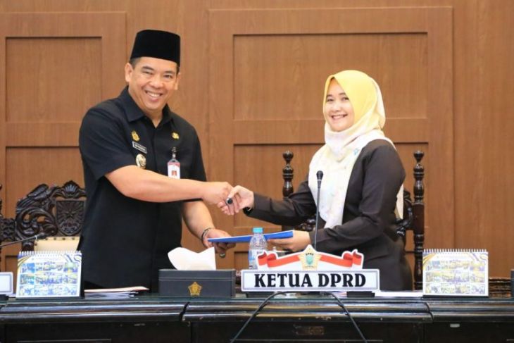 Wali Kota Probolinggo beri catatan empat raperda inisiatif DPRD