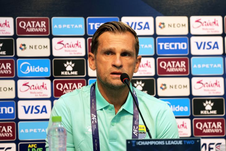 Igor Tolic minta pemain Persib tampil maksimal hadapi Seoul