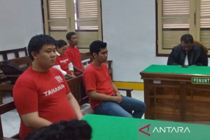 Pemilik akun MiChat divonis dua tahun dalam kasus eksploitasi seksual anak di Medan