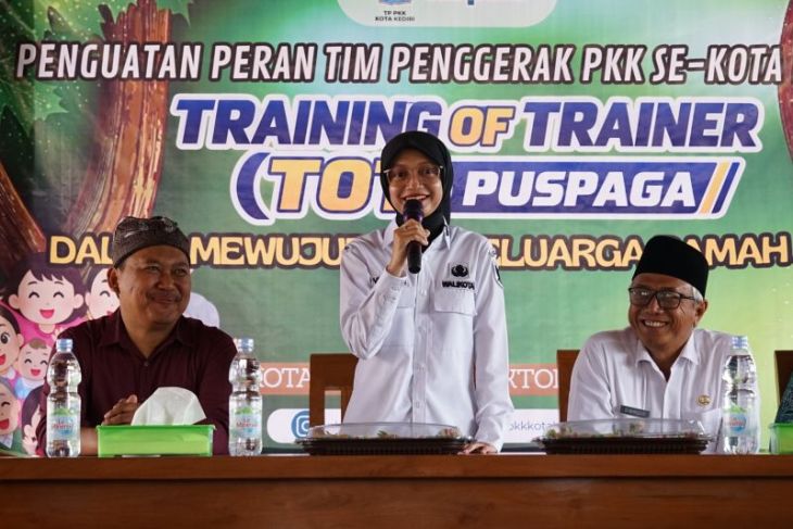 Pemkot Kediri perkuat peran PKK wujudkan keluarga ramah anak