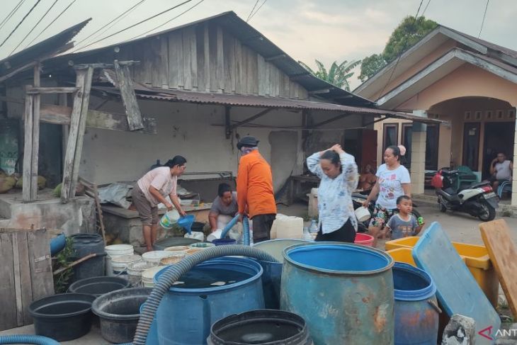 BPBD Belitung distribusikan 2,27 juta liter air bersih kepada masyarakat