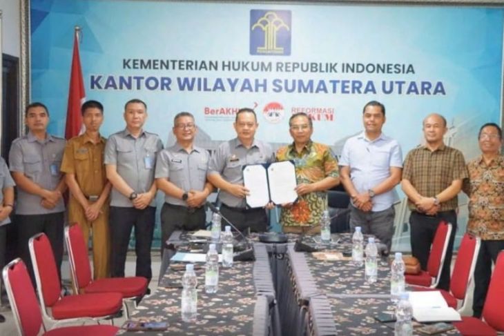 Kemenkum Sumut harmonisasi ranperda lahan pertanian pangan Dairi