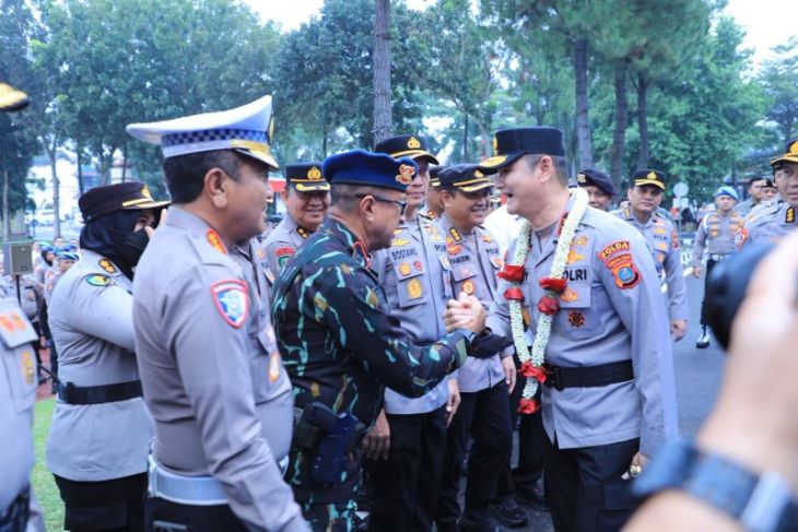 Brimob Polda Sumut turut sambut dan ikuti apel perdana Kapolda Sumut
