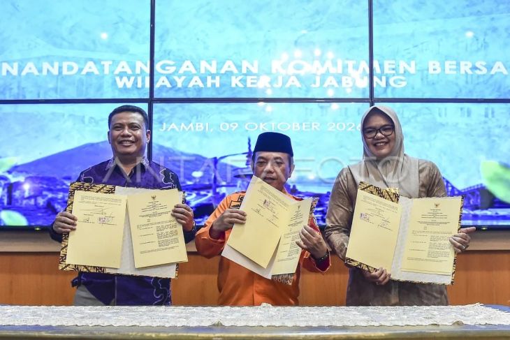 Penandatanganan komitmen bersama pengelolaan migas di Jambi