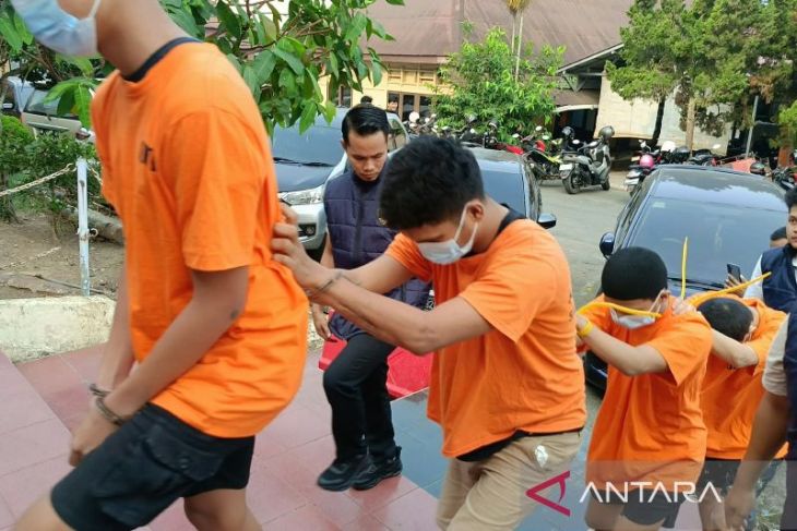 Kepolisian bekuk empat pelaku penganiayaan dan  penikaman di Samarinda