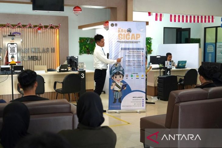 Imigrasi Tanah Bumbu permudah pemenuhan berkas paspor