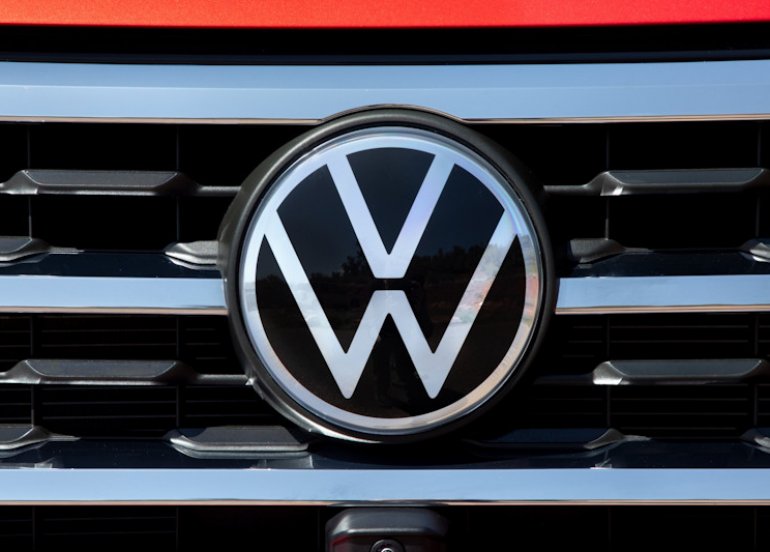 Grup VW berencana mengurangi separuh model mobilnya pada 2030